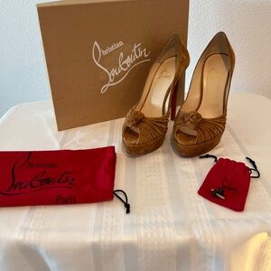 Christian Louboutin Paris